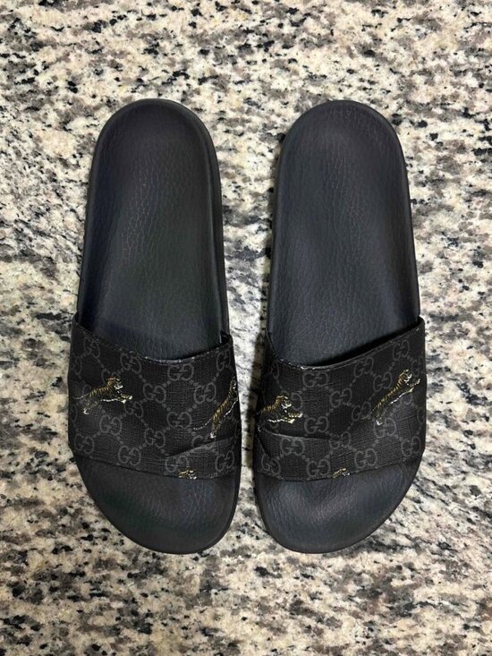 Gucci GG Supreme Black Slide Sandals with Box + Dust Bags